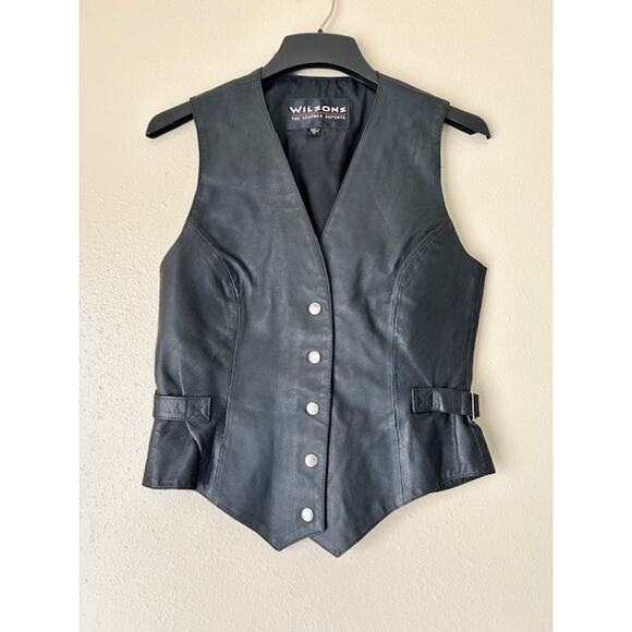 ❌SOLD❌ Wilsons Black Leather Snap Button Vest Size Small - Picture 2 of 11